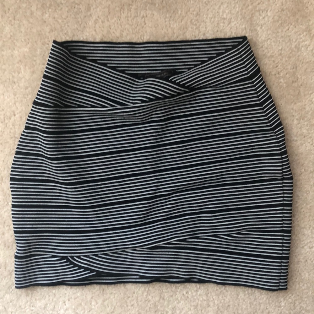 BCBG skirt